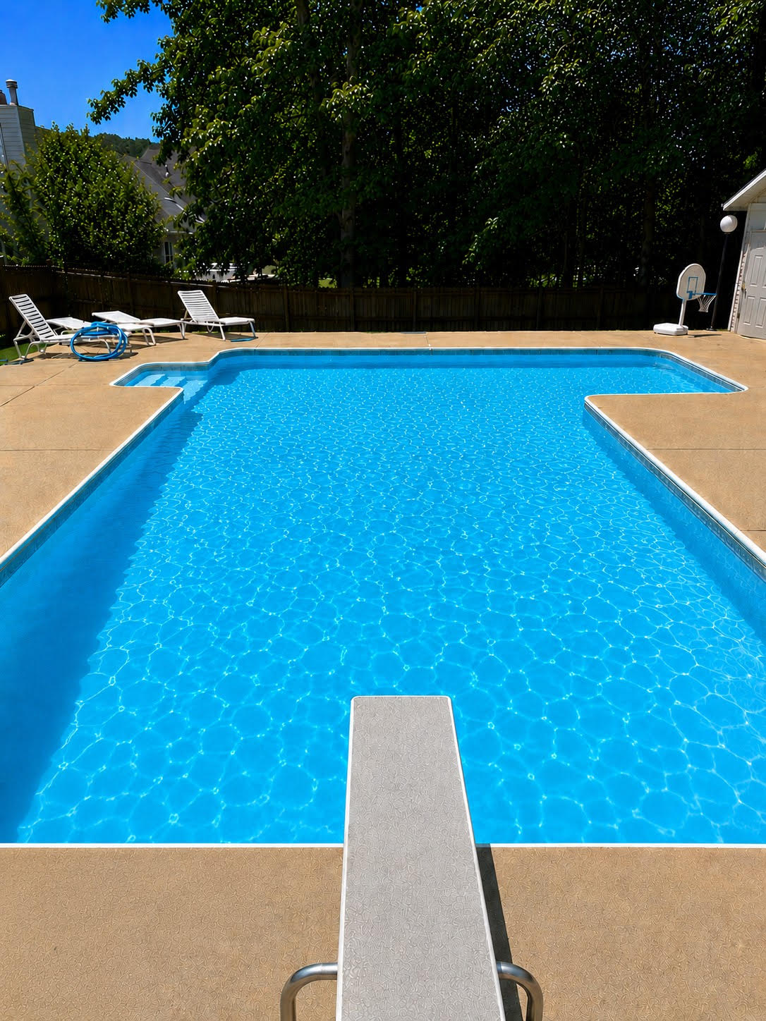 Crystal clear pool